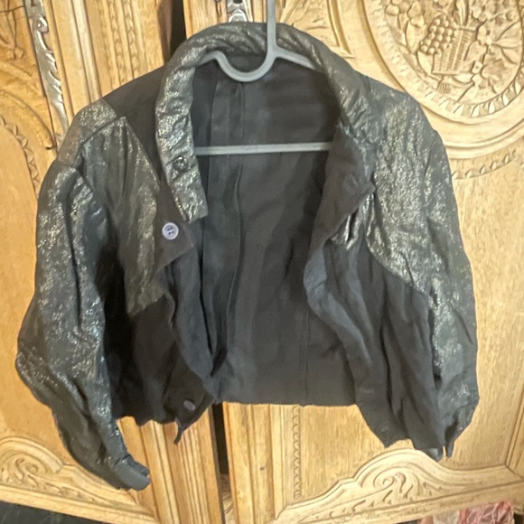 Vintage women’s black structured jacket with collar - Picture 2 of 3